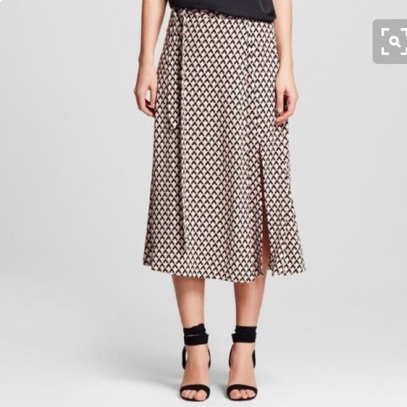 Who What Wear, size 4, Midi Skirt - Picture 1 of 10